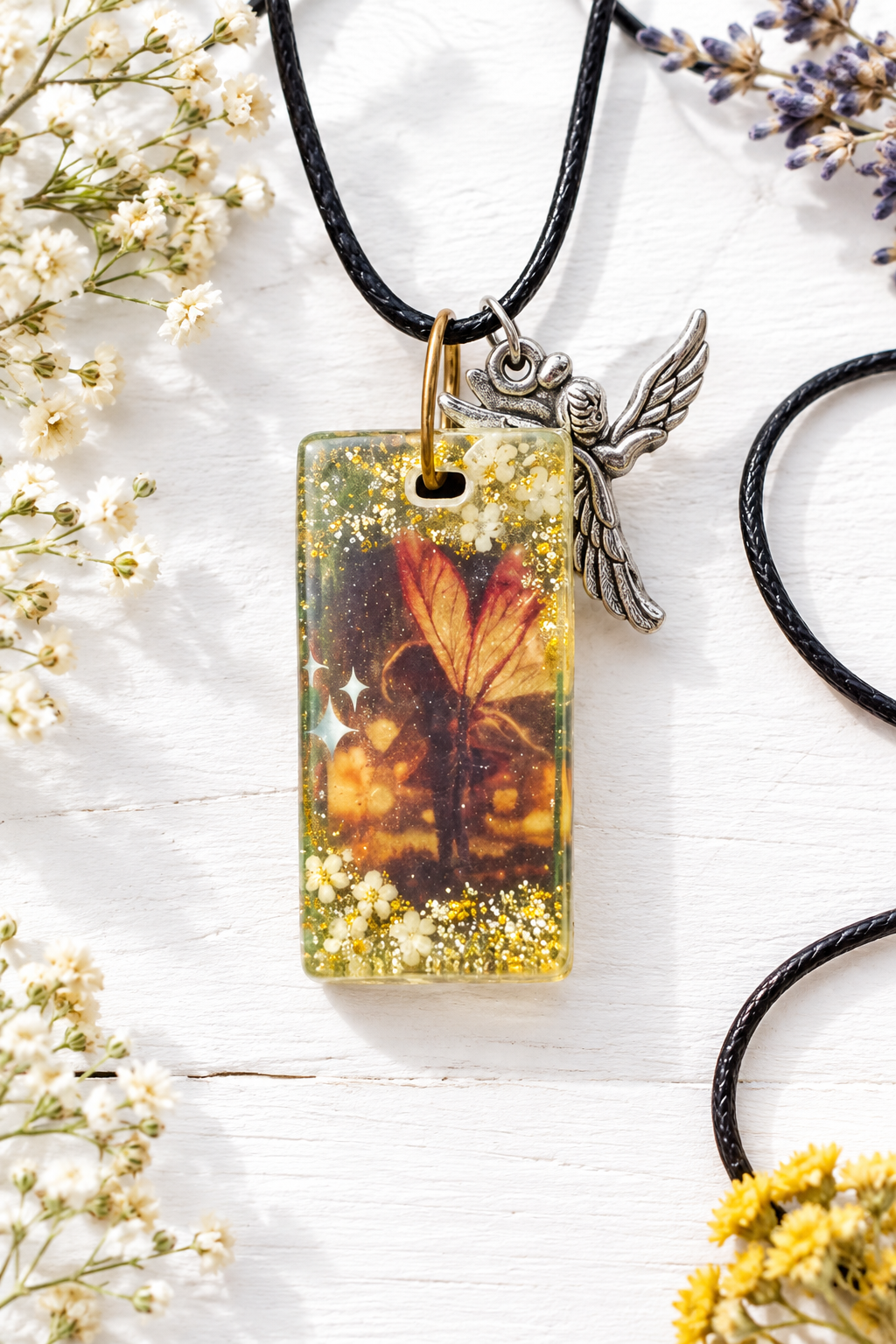 Collier Pendentif La Fée d'Automne — Résine Artisanale Fait Main