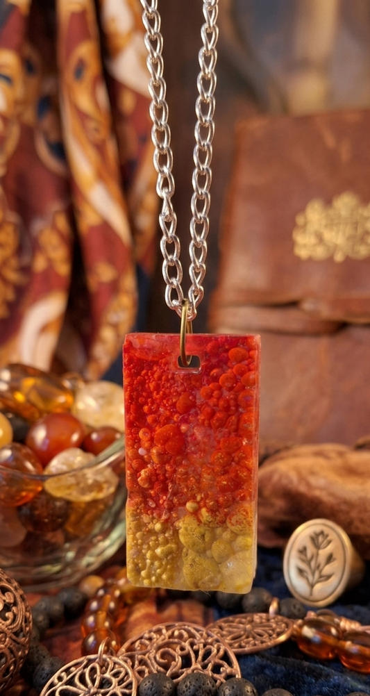 Collier en résine artisanal – Effet bulles coucher de soleil | Orangé & Jaune fait main