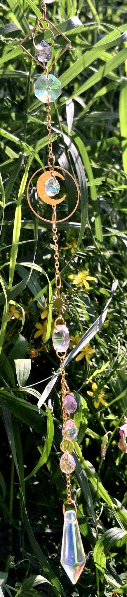 Attrape-soleil / Suncatcher zen – Cristaux & breloques multicolores | Fait main Québec