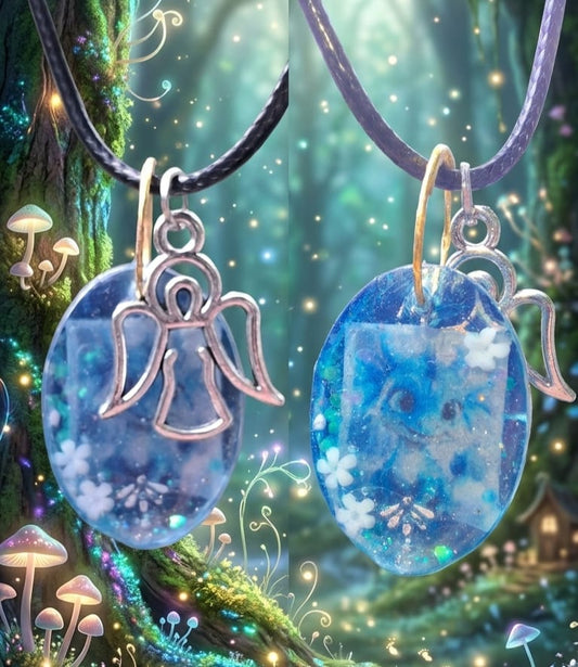 VENDU !! Pendentif Ovale Dragon Bleu & Ange en Résine – Fait Main  VENDU !!!